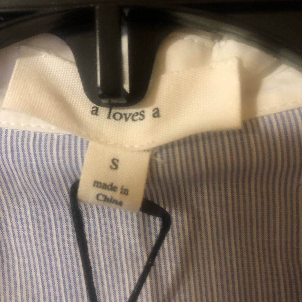 A Loves A Summer Dress - Picture 3 of 3